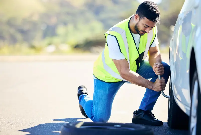 Mobile car servicing